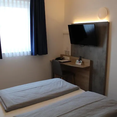 Hotel Am Vogelsanger Weg