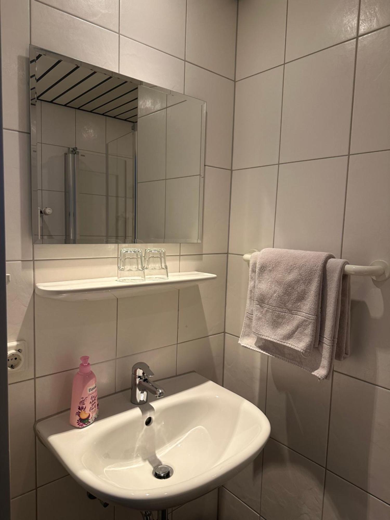 Am Vogelsanger Weg Hotel