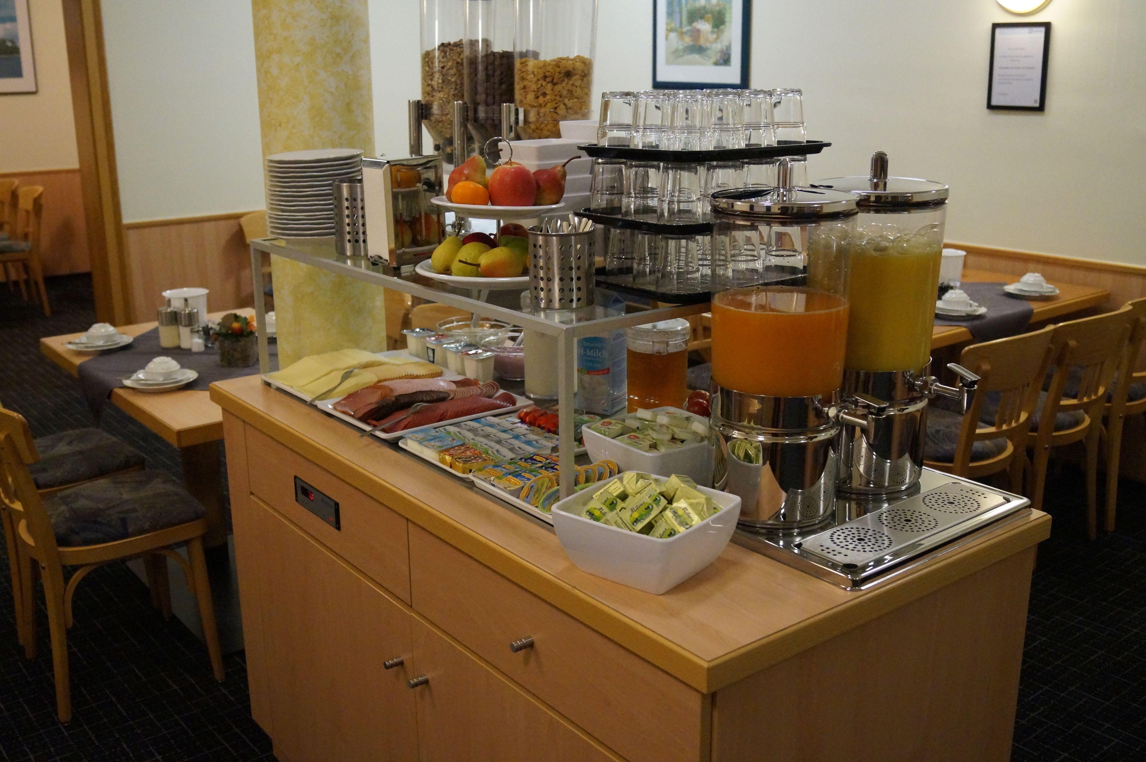 Am Vogelsanger Weg Hotel 3*