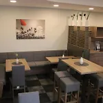 Hotel Am Vogelsanger Weg