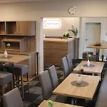 Am Vogelsanger Weg Hotel 3*