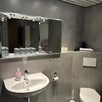Am Vogelsanger Weg Hotel 3*